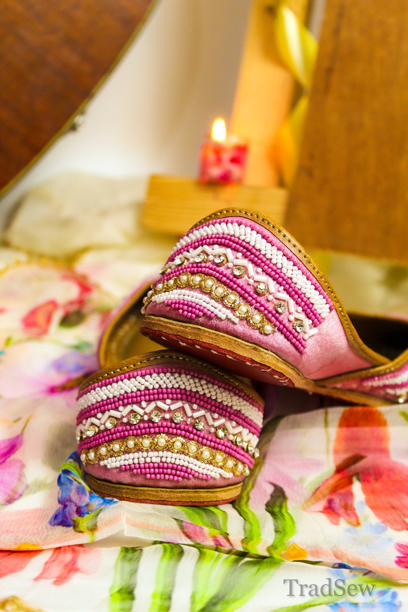 Radiance: Pink (Jutti)