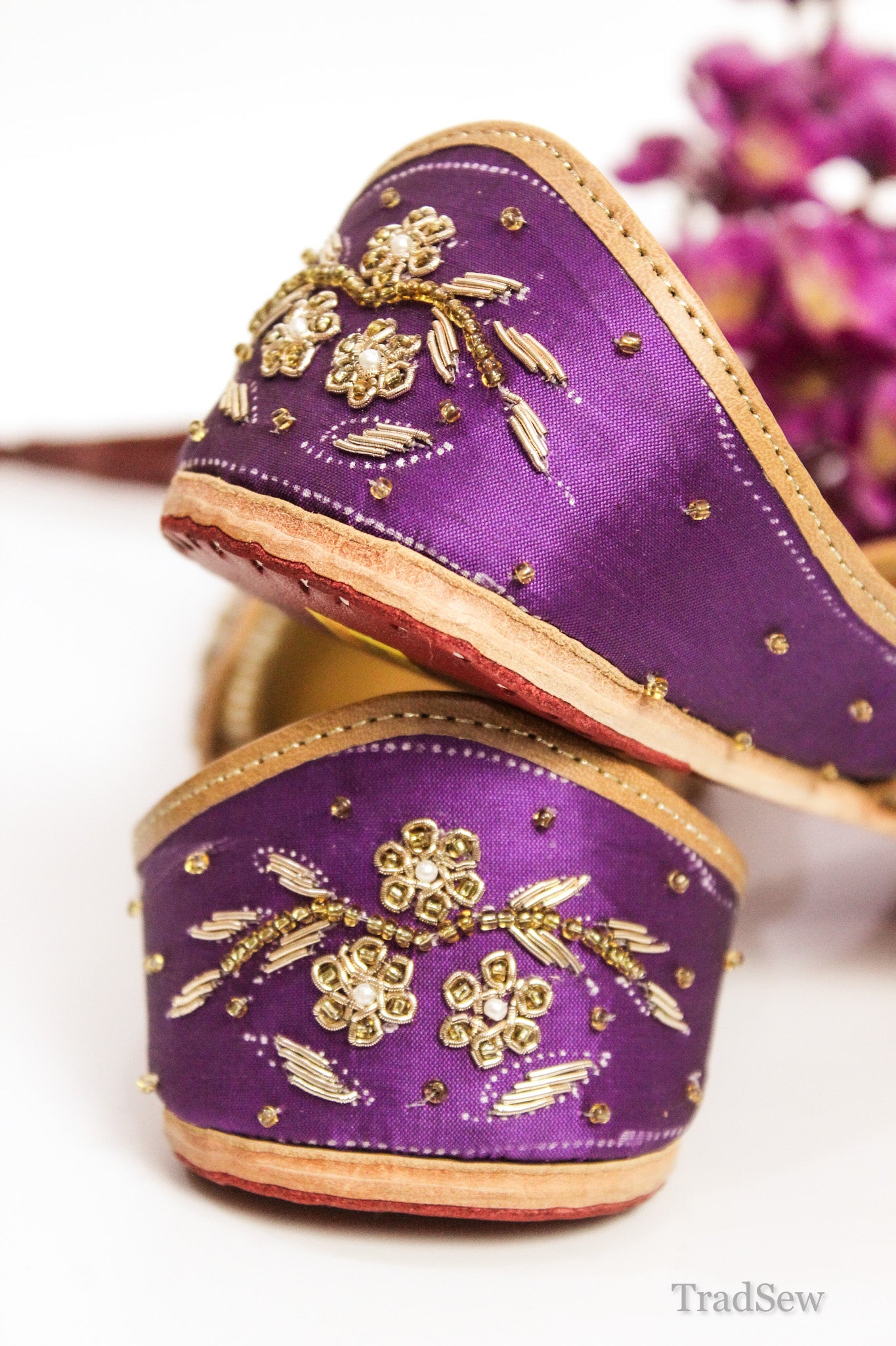 Mayur: Purple (Jutti)