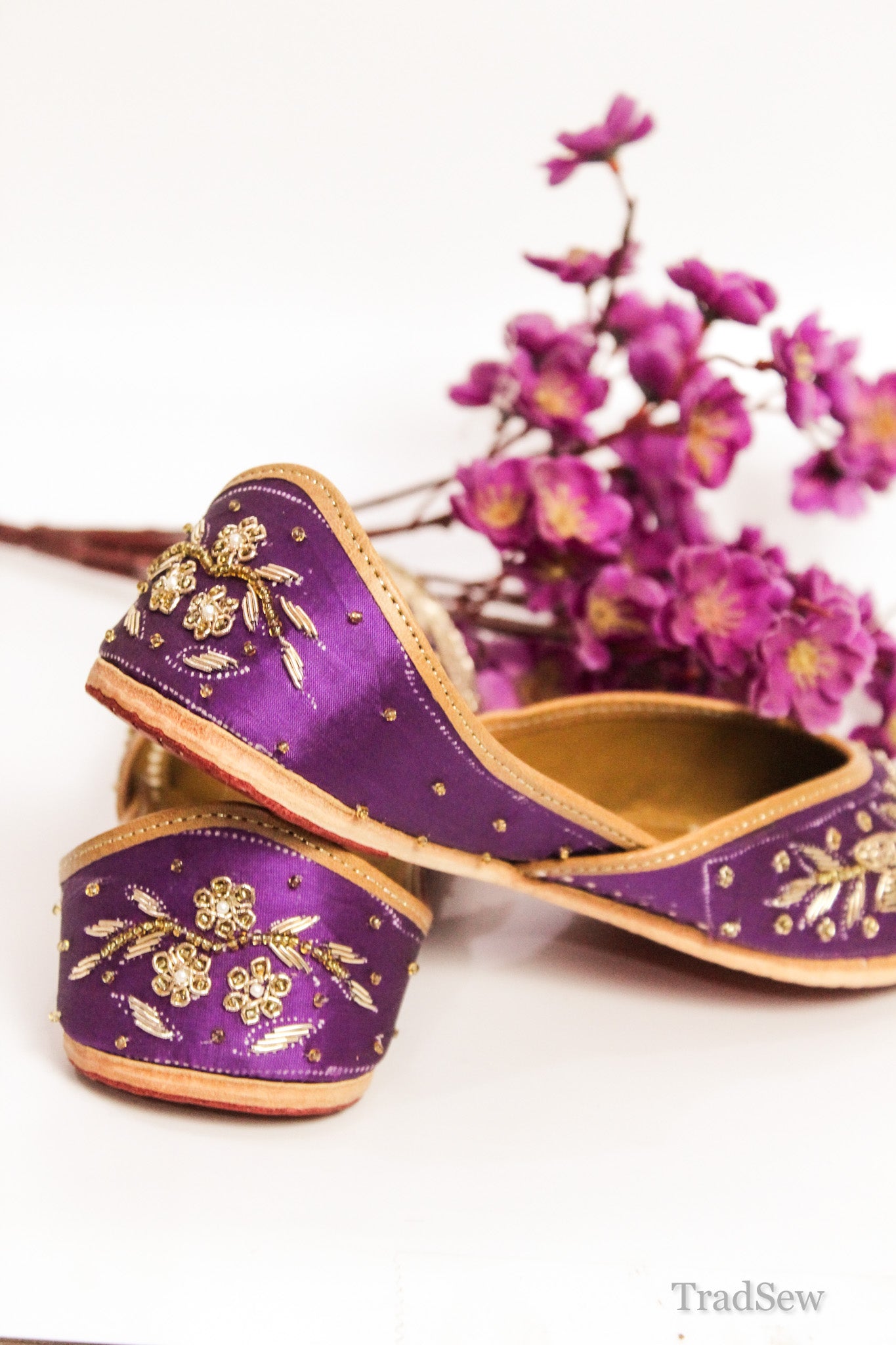 Mayur: Purple (Jutti)