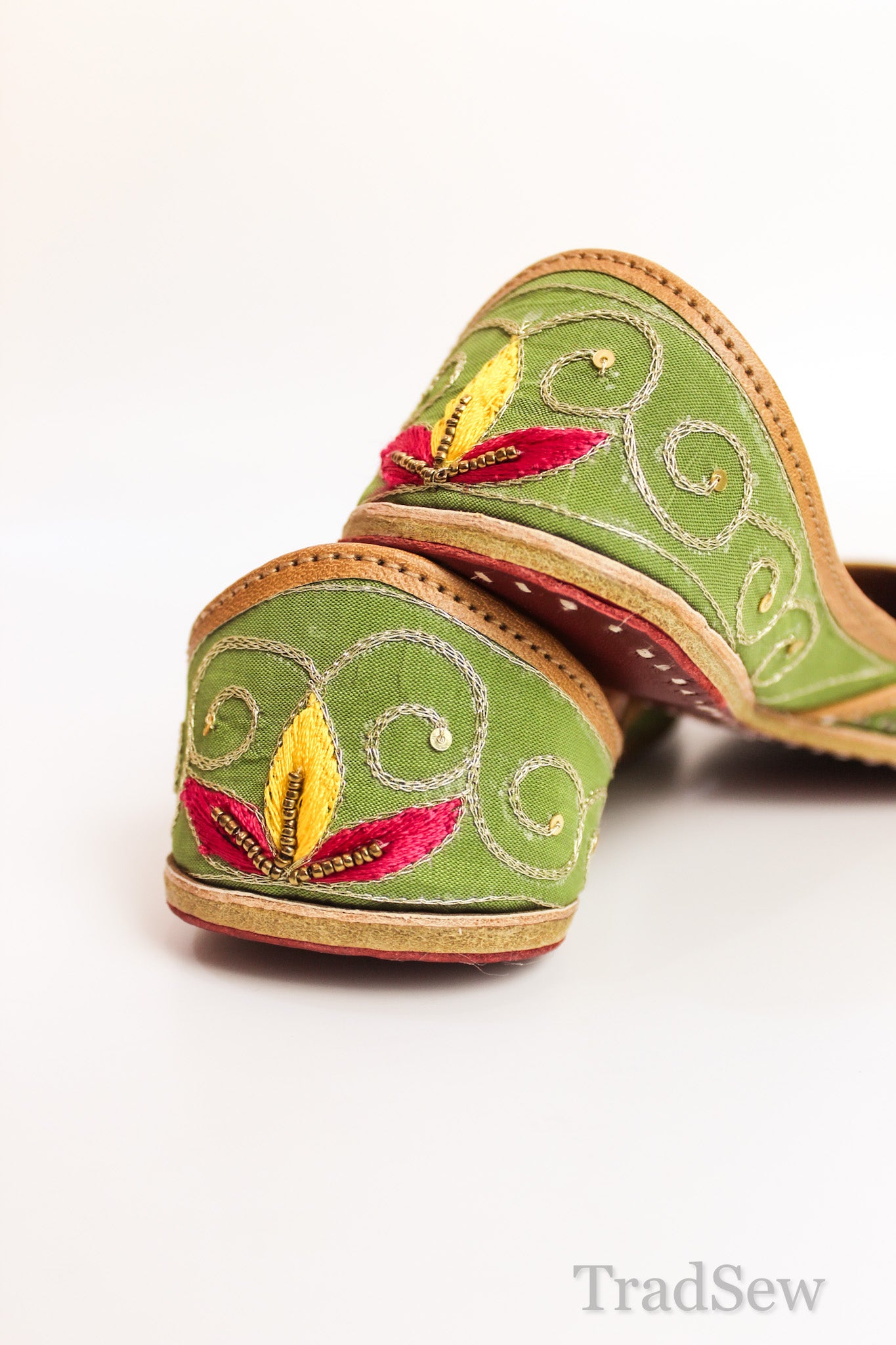 Phulkari Fiesta (Jutti)