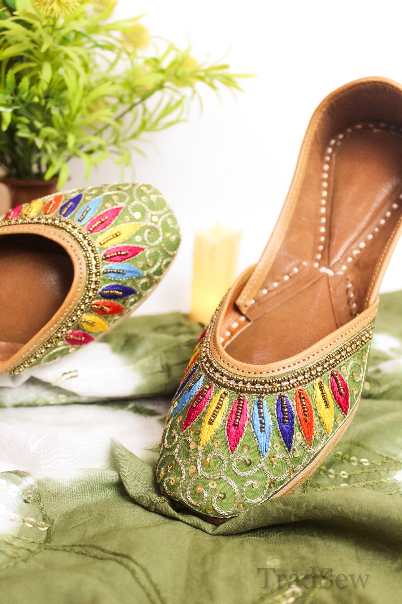 Phulkari Fiesta (Jutti)