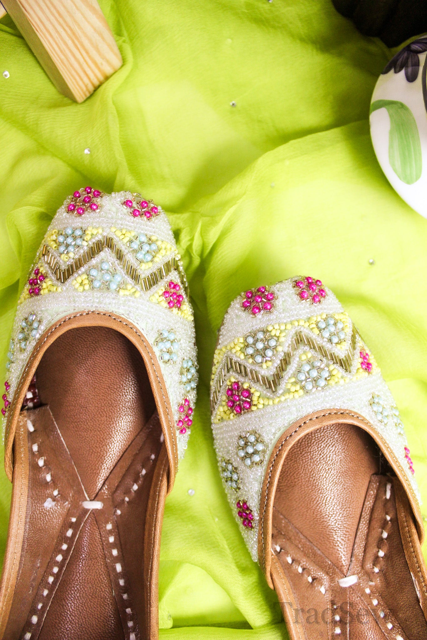 Spring Blossom: Green (Jutti)