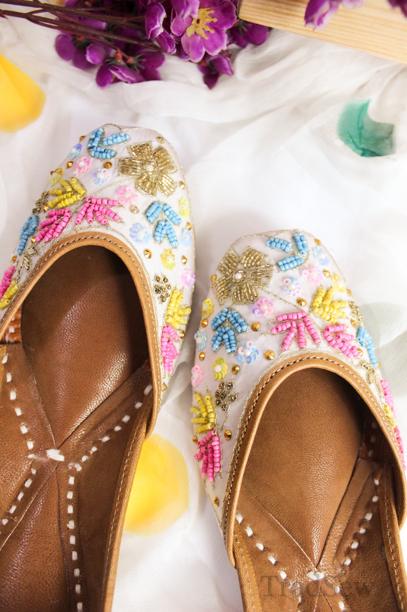 Summer Garden (Jutti) - Main Image