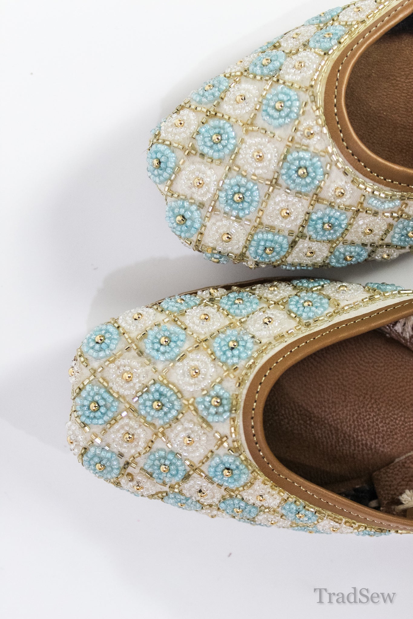 Aqua Mosaic Punjabi Jutti for women by Tradsew