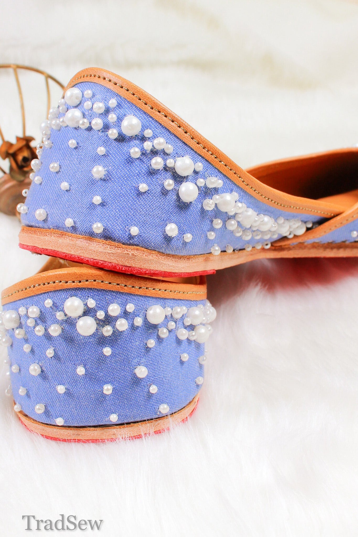 Pearl designer denim punjabi jutti for women by Trdasew