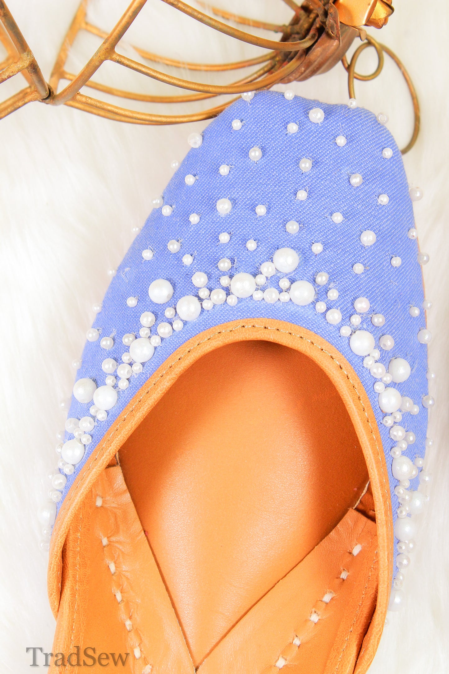 Pearl designer denim punjabi jutti for women by Trdasew