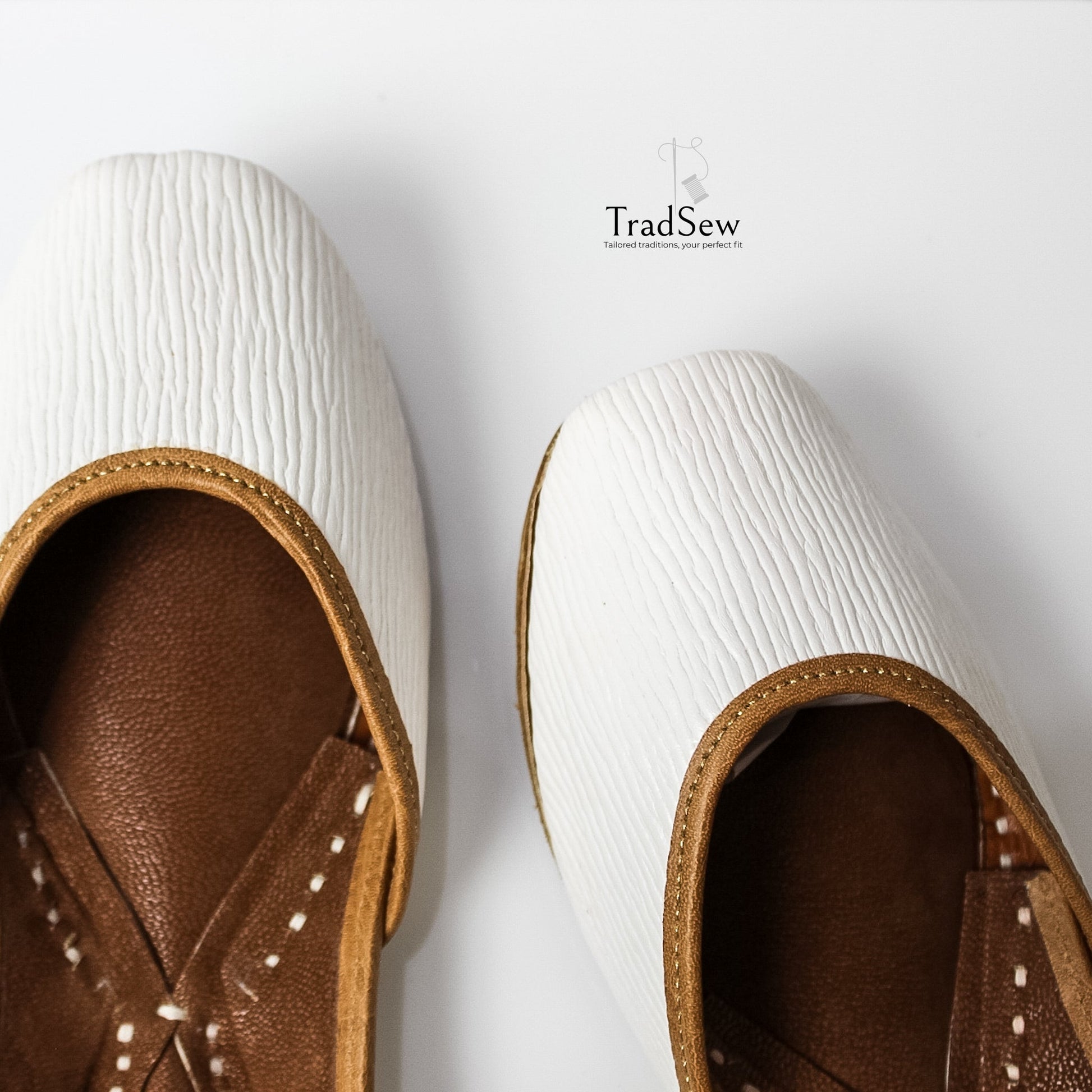Classic white leather designer jutti by Tradsew