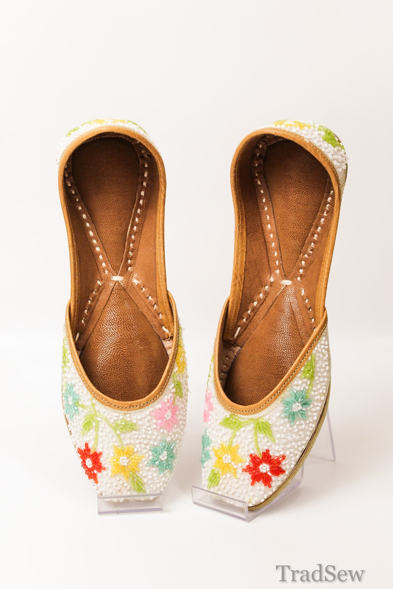 Multicolor Floral Punjabi Jutti for women by tradsew