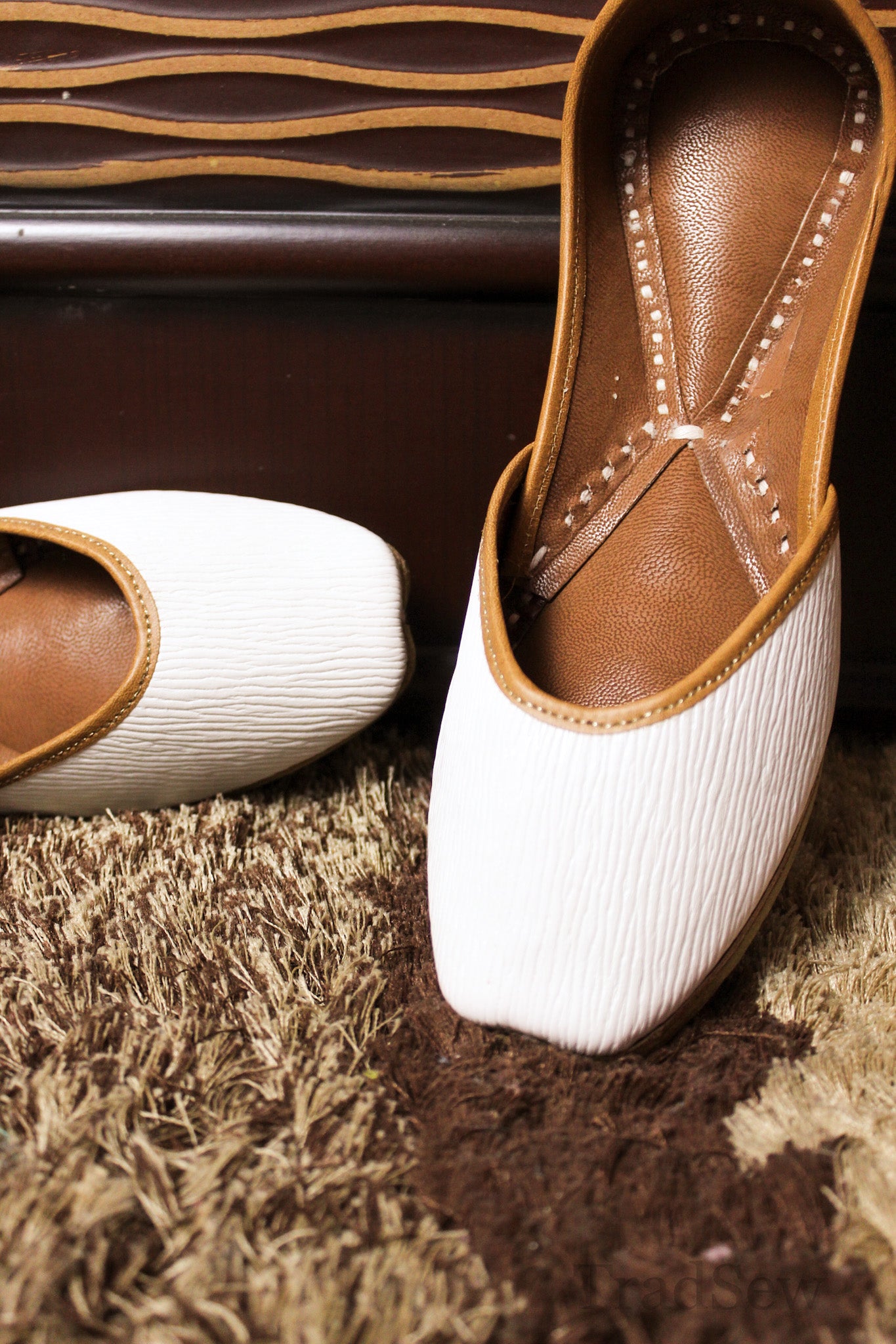 Classic: White (Jutti)