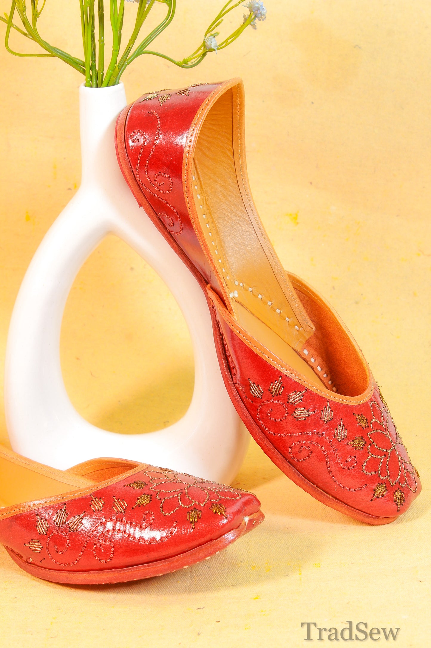 Mahi Brown Pure Leather punjabi jutti for women