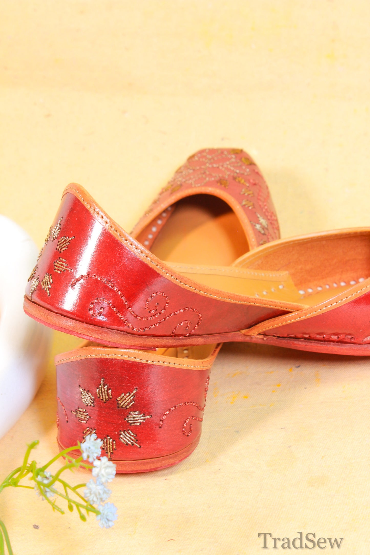 Mahi Brown Pure Leather punjabi jutti for women