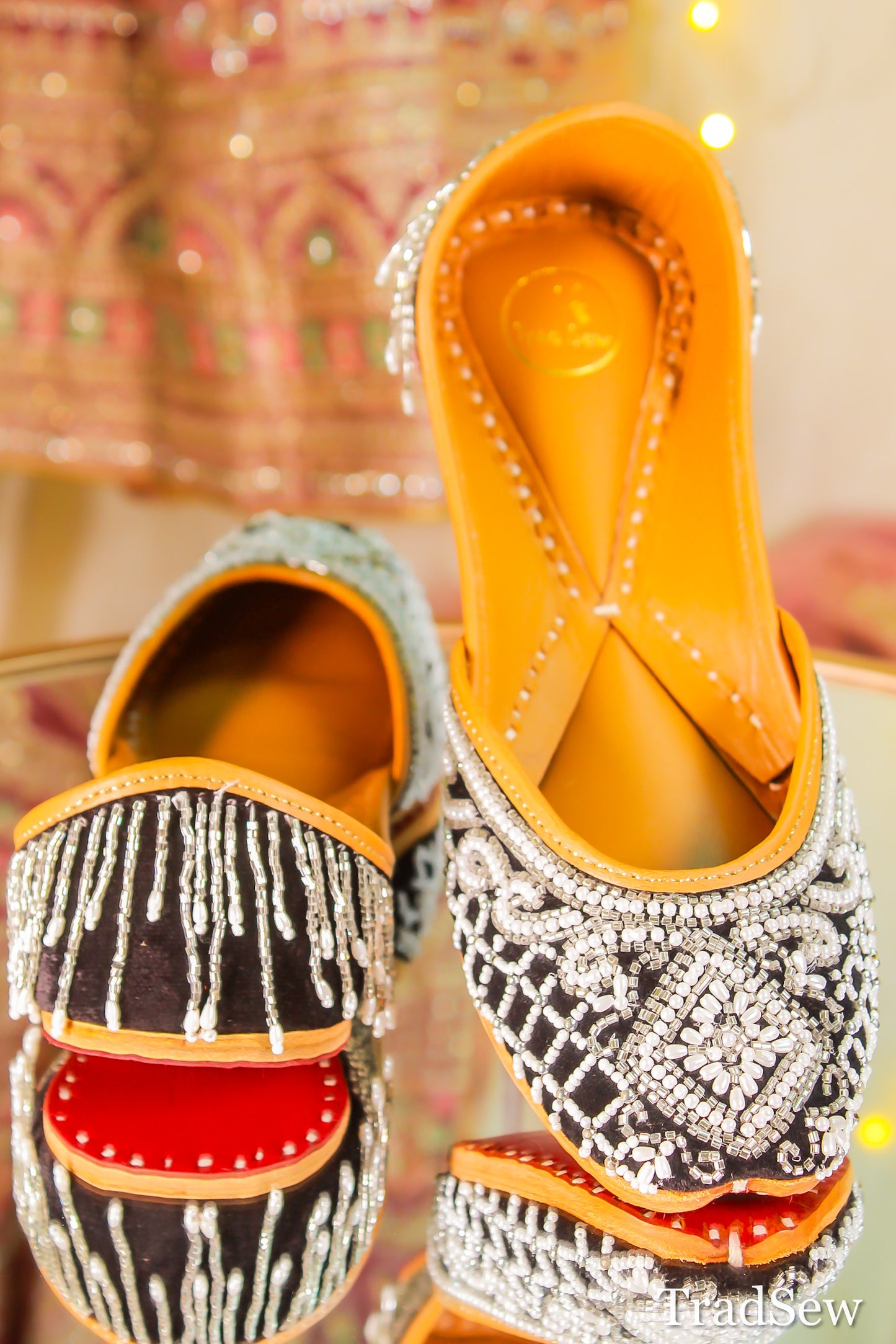 Shilpa Velvet Bridal Punjabi Jutti for women