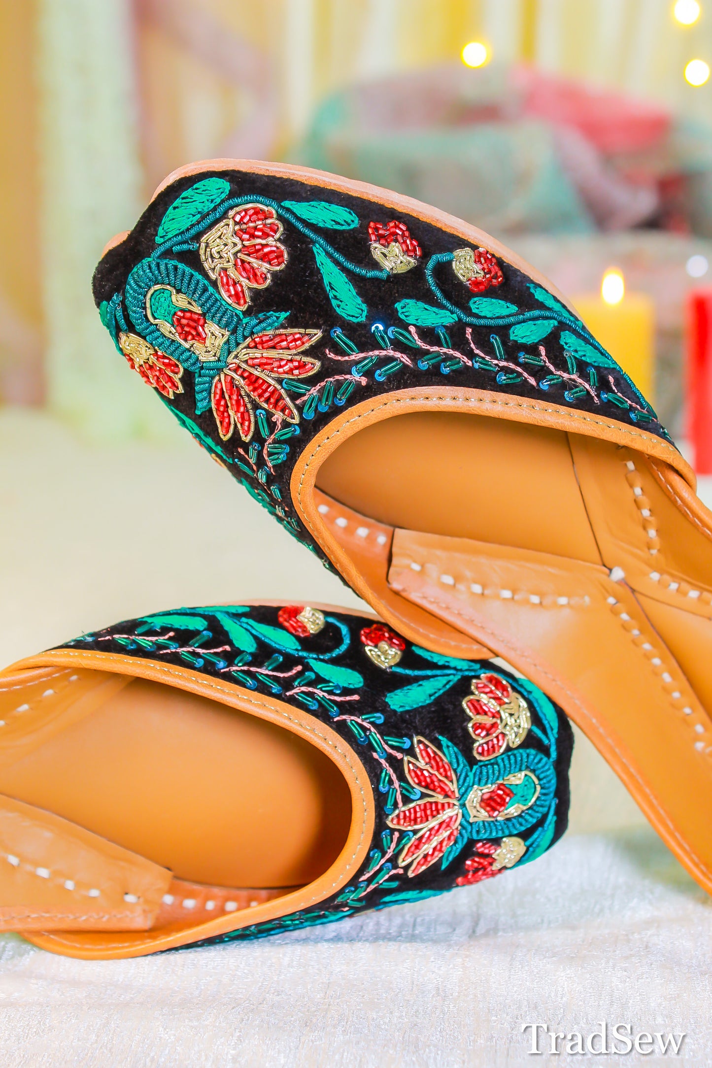 Shobha Black Velvet Bridal Punjabi jutti for Women