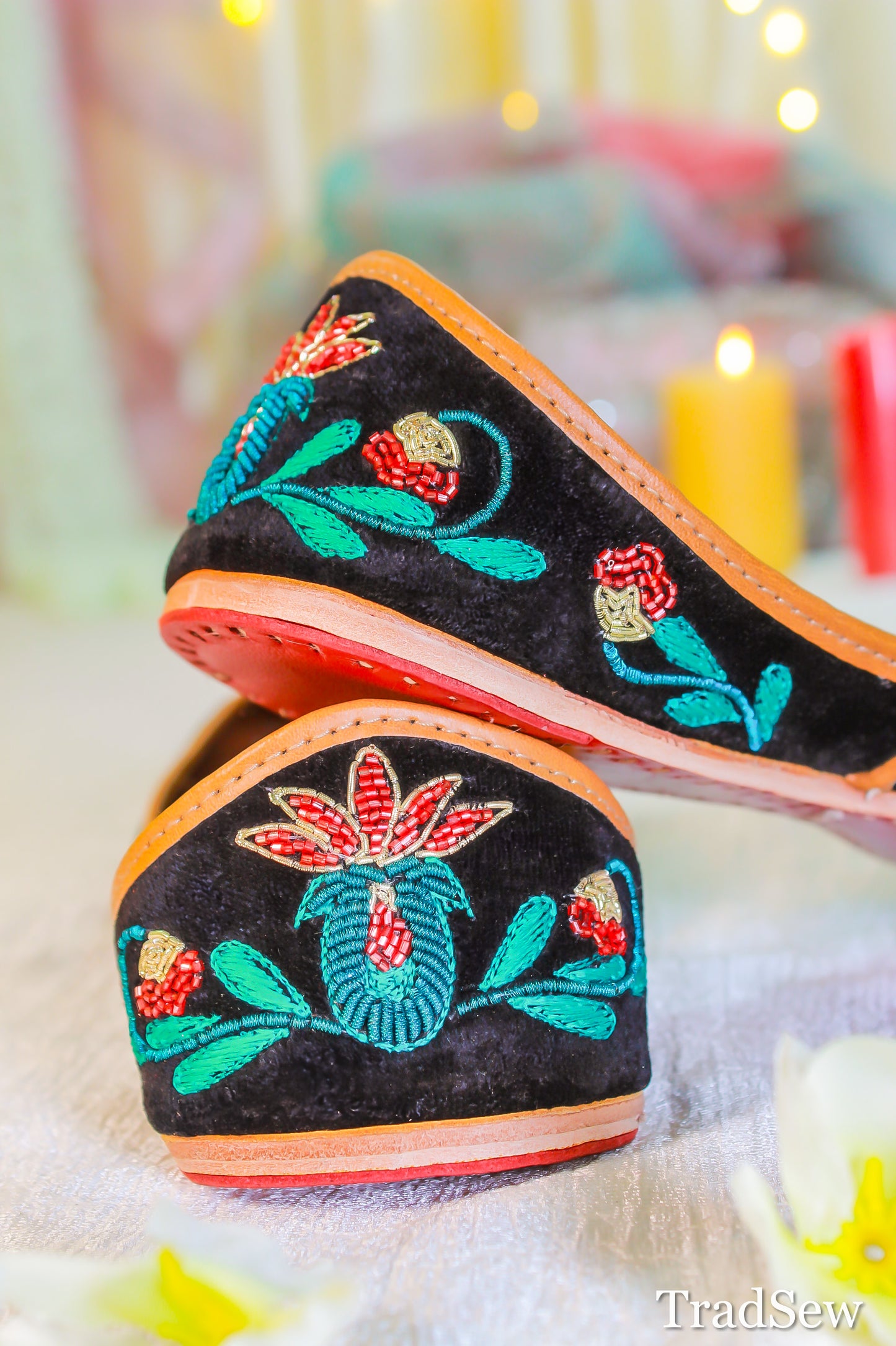 Shobha Black Velvet Bridal Punjabi jutti for Women