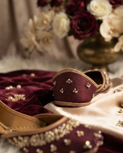 Mansi Maroon (Jutti)