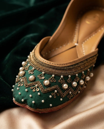 Minakshi : Green (Jutti)