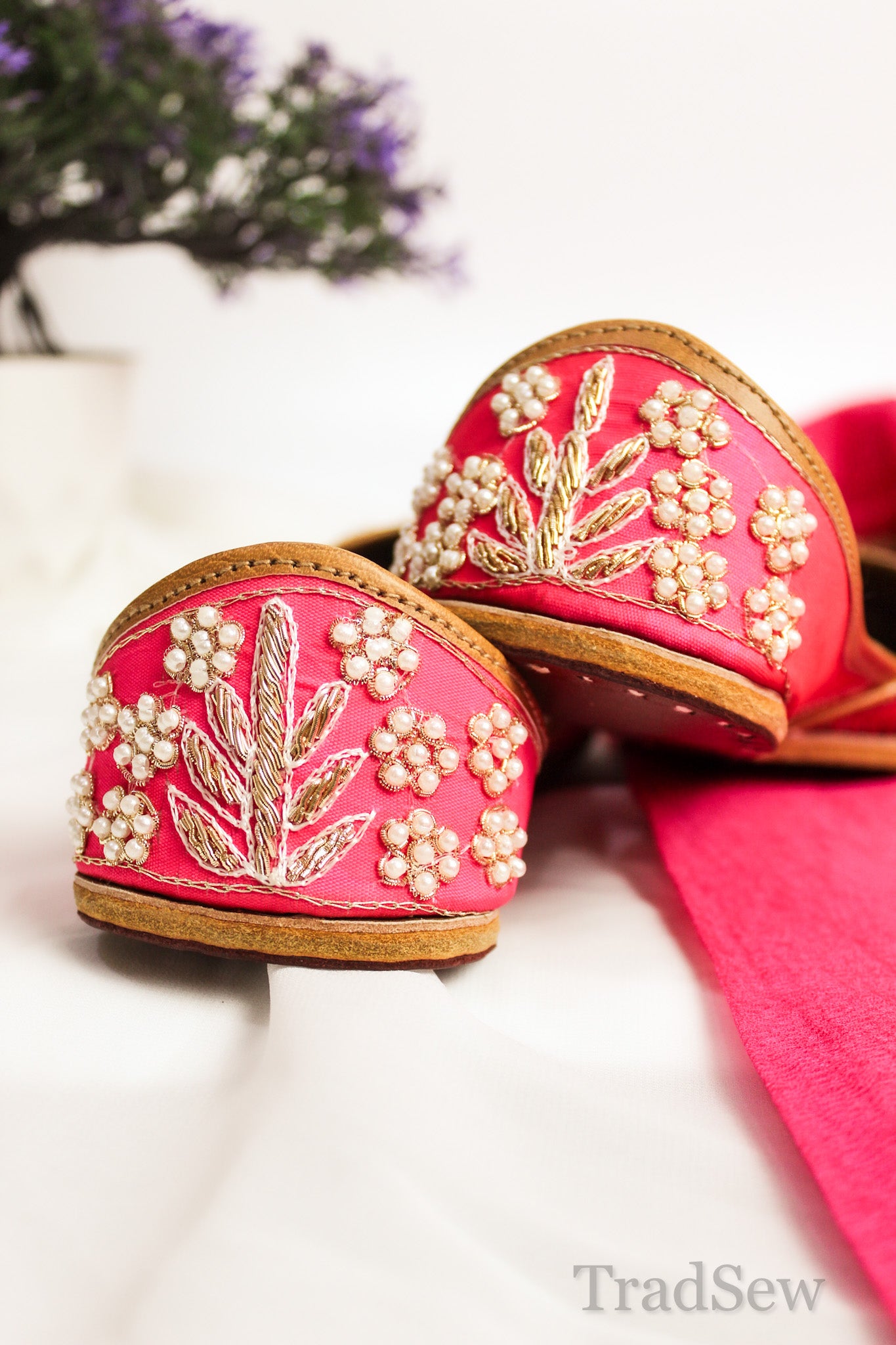  Pink Floral Leather Punjabi jutti for women by tradsew
