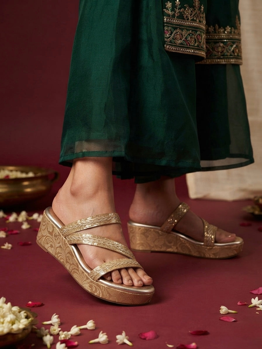 Rajkot Wedge Gold