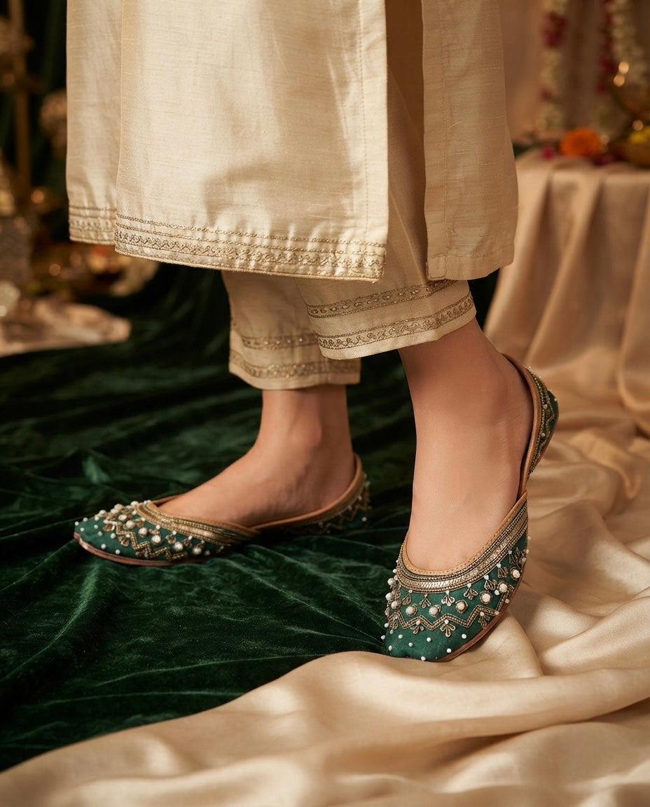Minakshi : Green (Jutti)