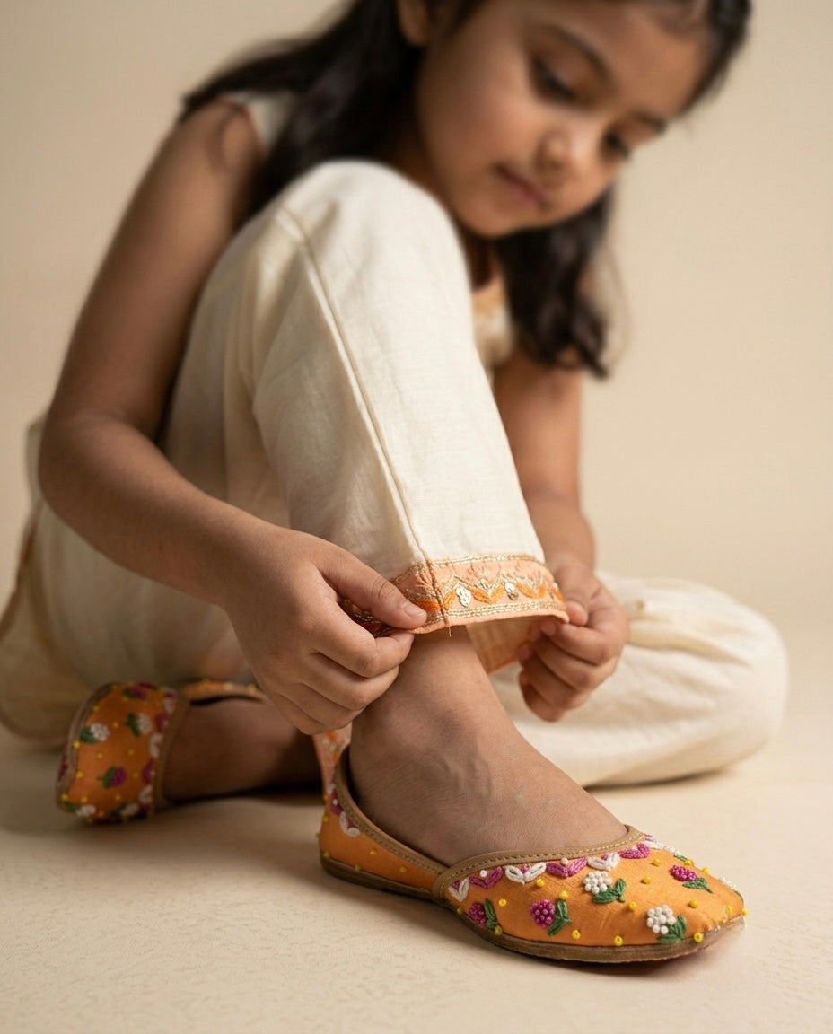 Tangerine Kids Jutti