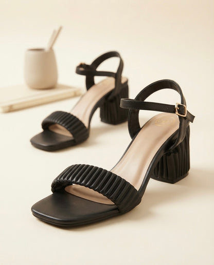 Finty Block Heel Black