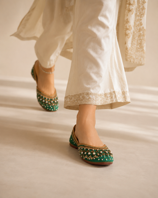 Minakshi : Green (Jutti)