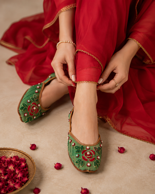 Chaaya : Green (Jutti)