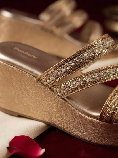 Rajkot Wedge Gold