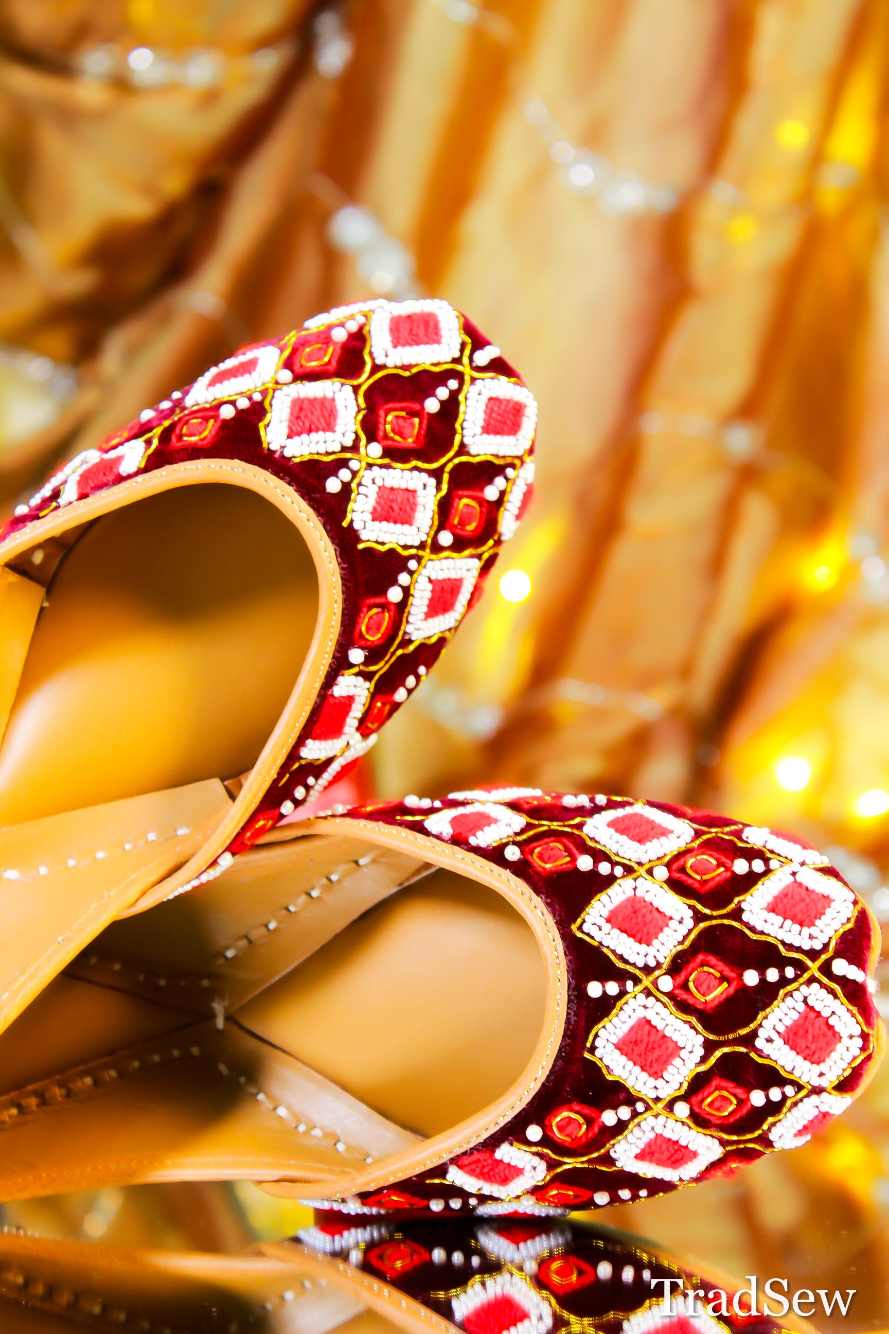 Divya Velvet Bridal Punjabi jutti for Women