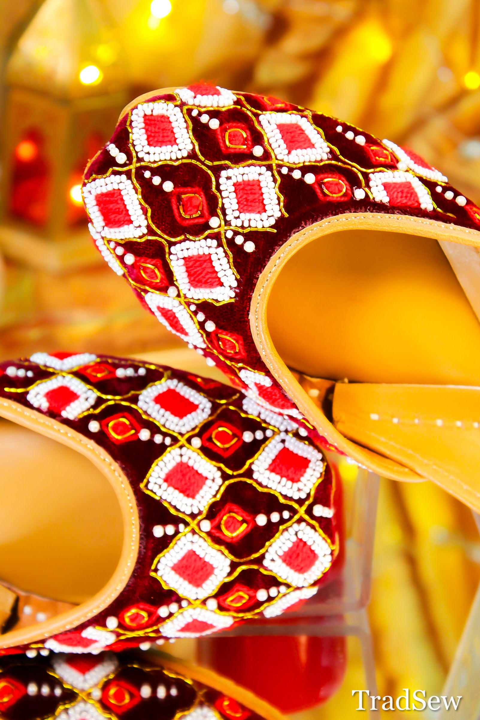 Divya Velvet Bridal Punjabi jutti for Women