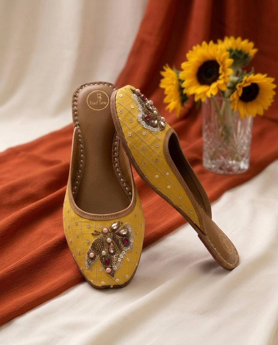 Madhuri Open back Jutti (Mule)