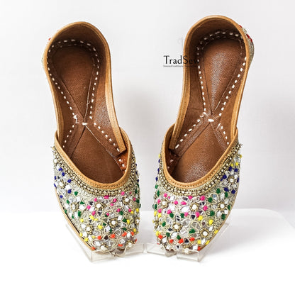Handcrafted jutti with multicolored stone design by Tradsew