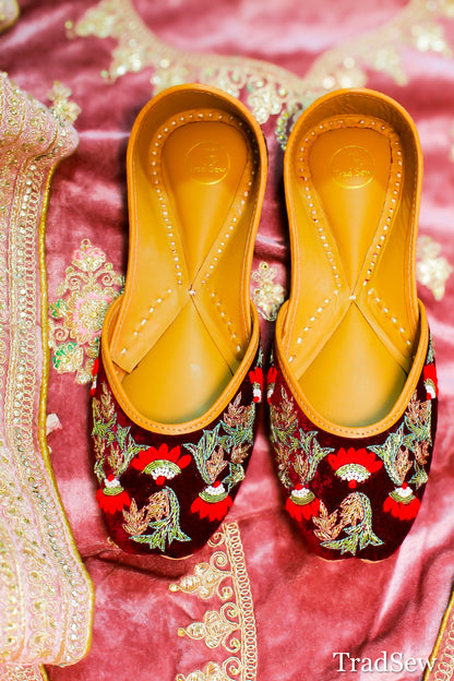 Roshni Maroon Velvet Bridal Punjabi jutti for women