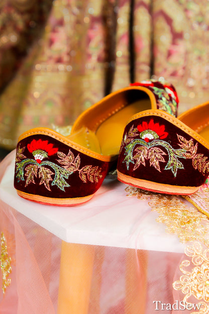 Roshni Maroon Velvet Bridal Punjabi jutti for women
