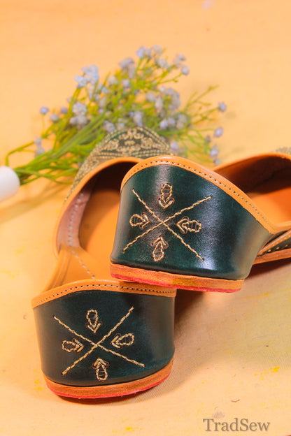 Zoya Green pure Leather Punjabi Jutti For Women